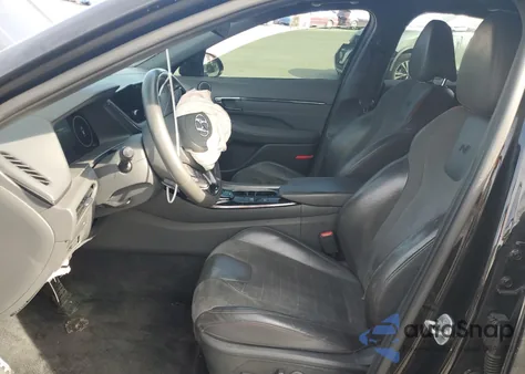 2021 Hyundai Sonata N Line z USA, uszkodzony, nr VIN 5NPEK4JC3MH131416